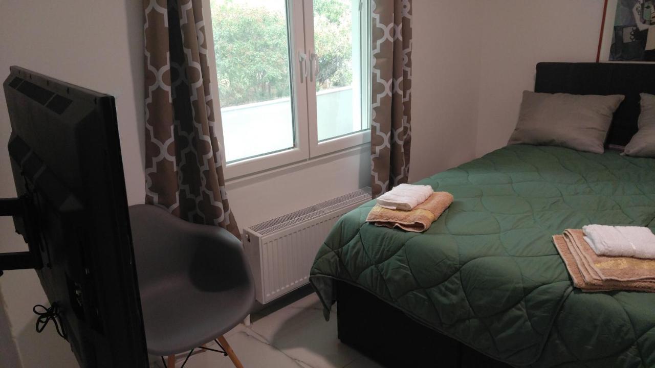 New!90Sqm10Minairport2Bedrooms Thessaloníki Exteriör bild