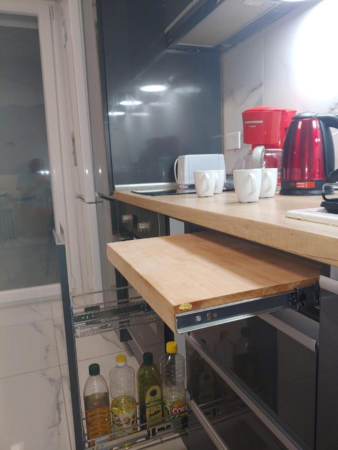 New!90Sqm10Minairport2Bedrooms Thessaloníki Exteriör bild